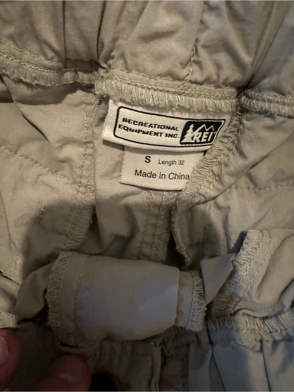 REI Men's Convertible Cargo Pants in Light Beige - Picture 3 of 4